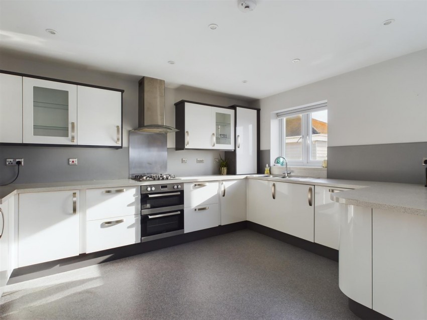 Images for Flat 4 Seaview Court,12 Seaview Road