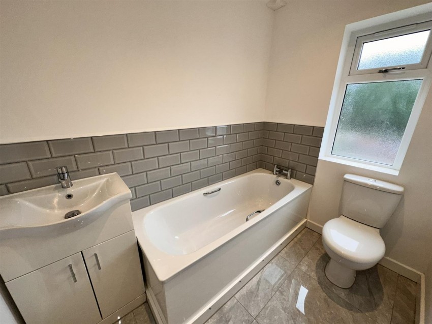 Images for Throne Crescent, Rowley Regis